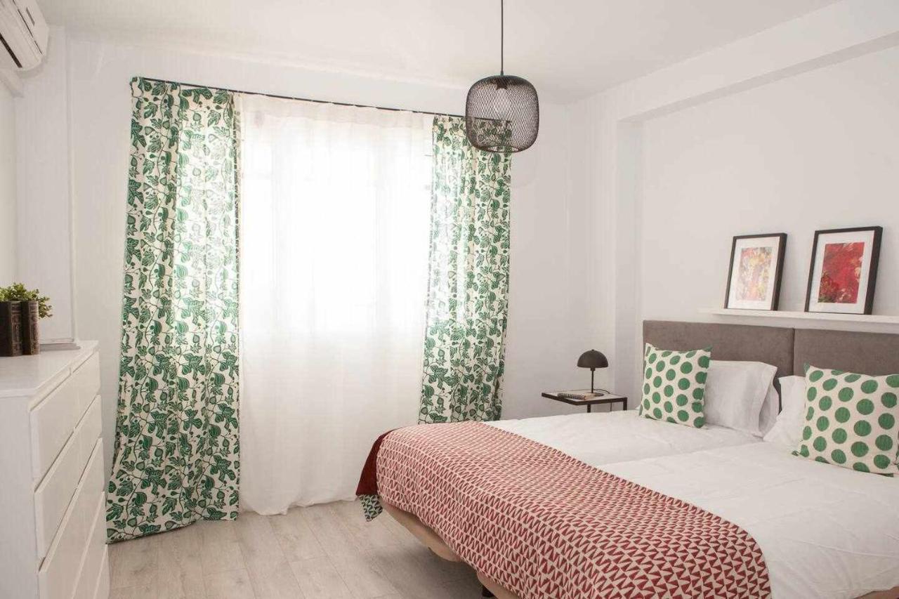 Isg Apartments Alhondiga- Piscina Casco Antiguo Free Parking Sevilla Exterior foto